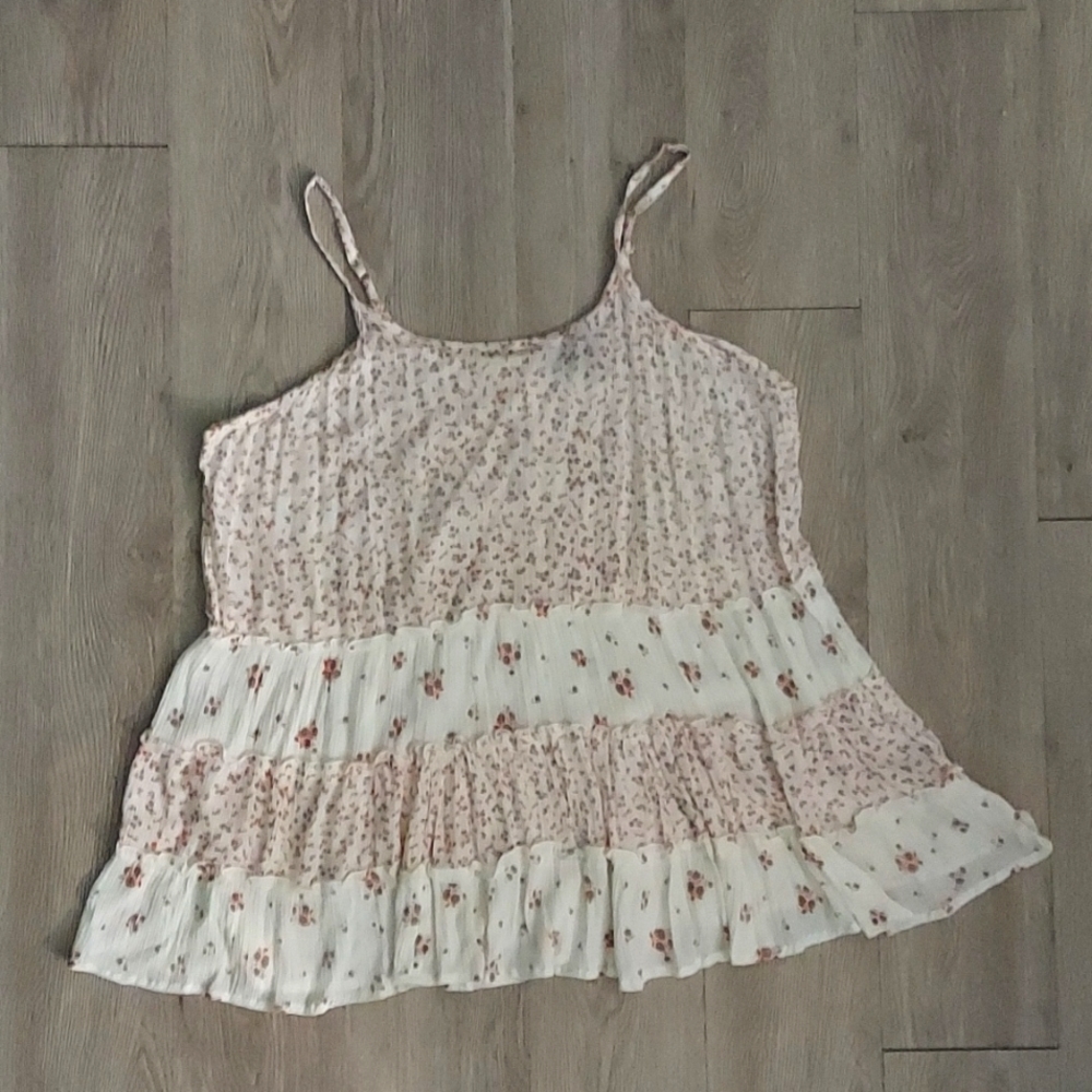 Marianne Spaghetti Strap Tiered Tank Top